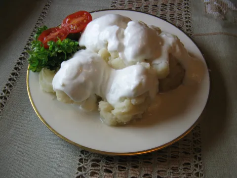 květákový salát