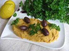humus na misce