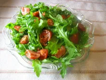 salat na míse